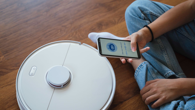 Foreign-made robot vacuums caught up in FCC robot ban — covers any ground robot over 4.4 pounds with a 200 kbps connection