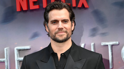Mike Flanagan joins Henry Cavill's Warhammer 40K series at Amazon